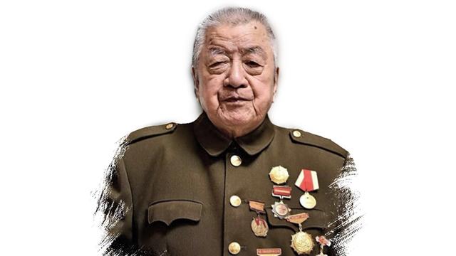 抗戰(zhàn)老兵深情告慰犧牲的老班長: